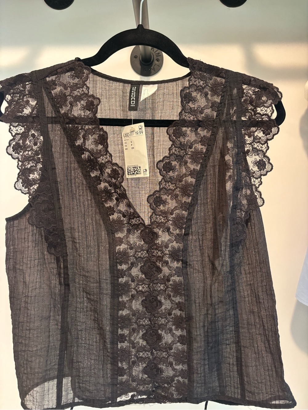 H&M Black Floral Lace V-Neck Sheer Camisole